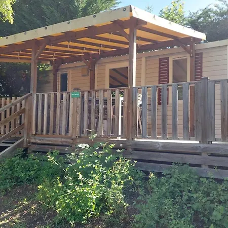 Camping Belvédère De L'obiou Saint-Laurent-en-Beaumont